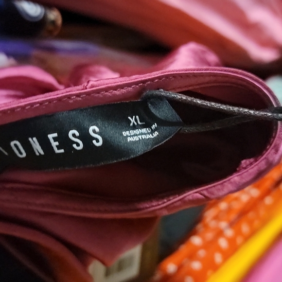 LIONESS Walk The Line Midi Dress Magenta - Picture 11 of 12